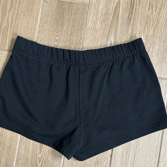 The North Face Women's Athletic Black Shorts - Picture 5 of 7